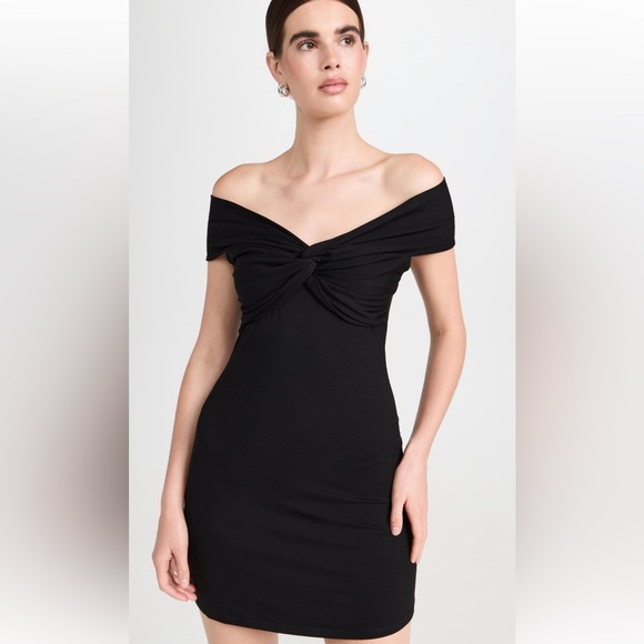 Reformation Vida Dress - Picture 1 of 4